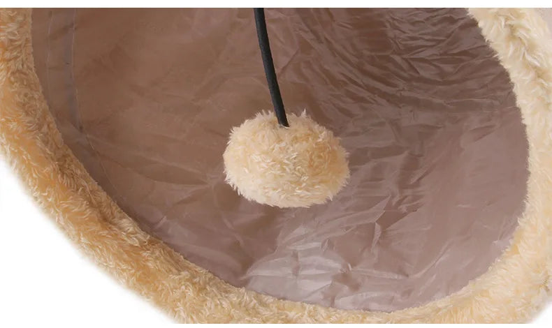 Collapsible tunnel
