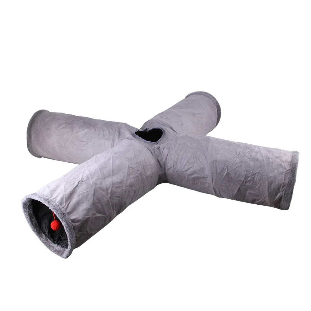 Collapsible tunnel