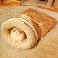 Enclosed cat bed